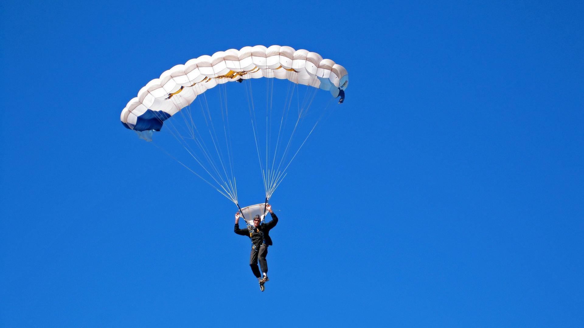 突尼斯压哨绝杀智利，基米希临危救主成关键先生